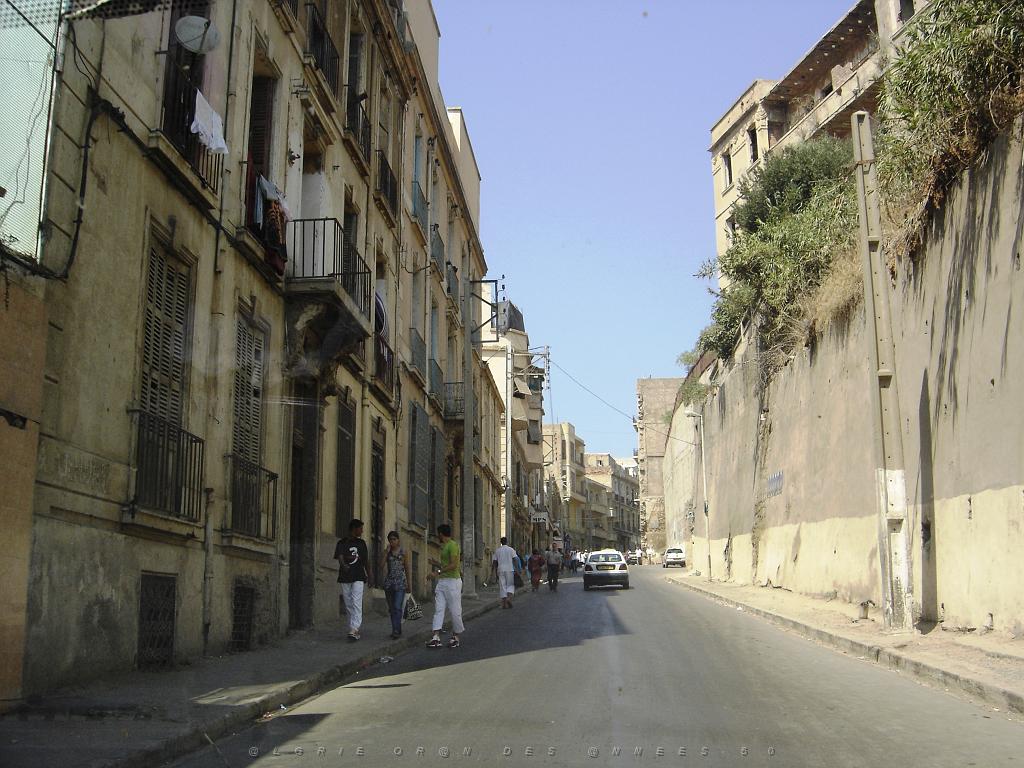 ORAN 2007 JUILLET 17 DE KEBIR A PLACE D ARMES-RUE DES JARDINS.jpg
